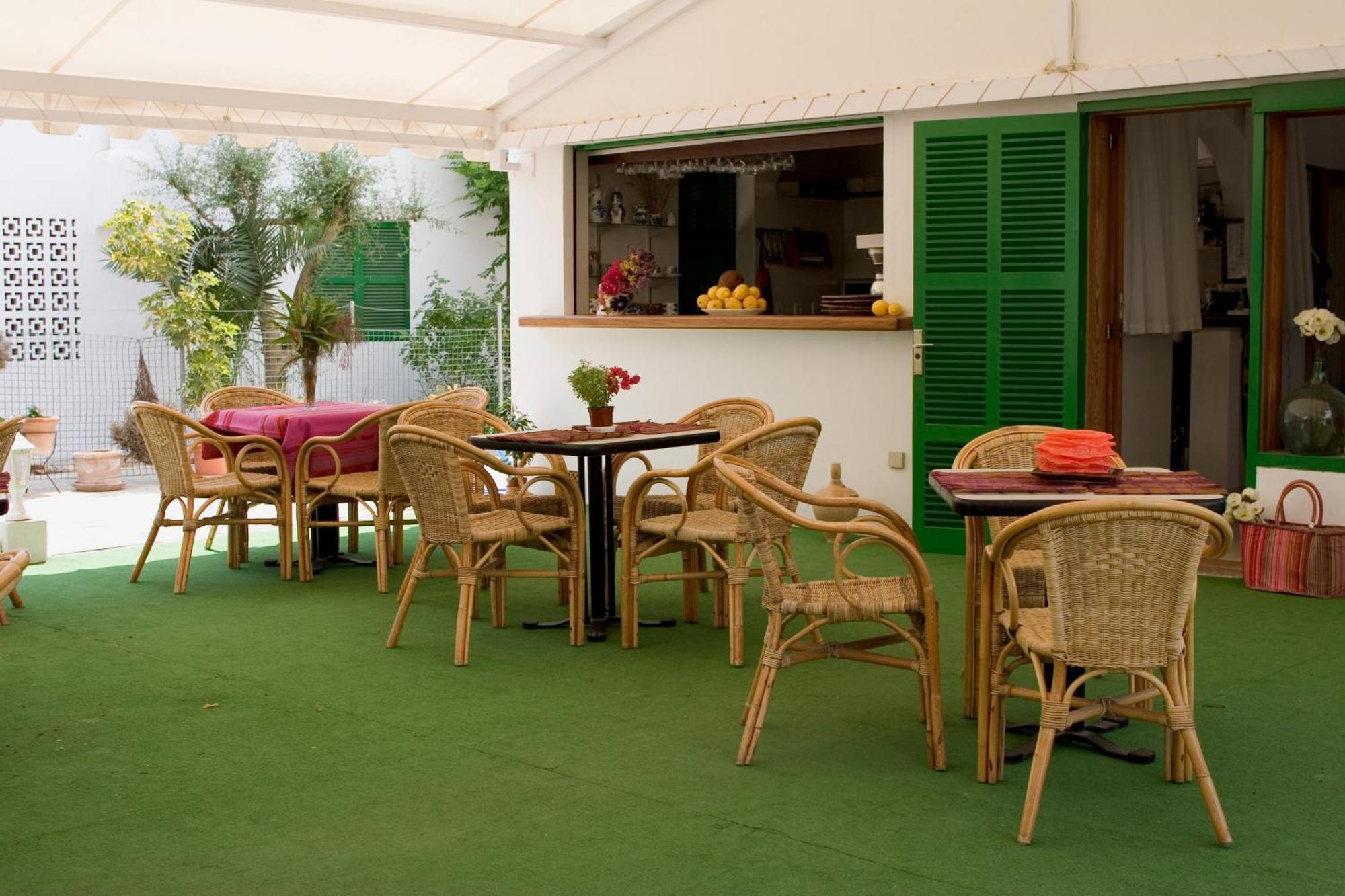 Hostal La Ceiba Cala D´Or Exterior foto