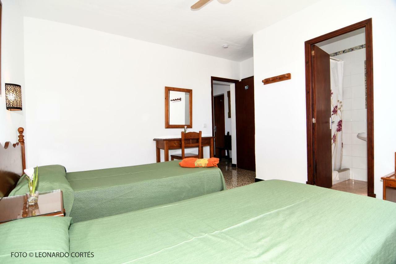 Hostal La Ceiba Cala D´Or Exterior foto