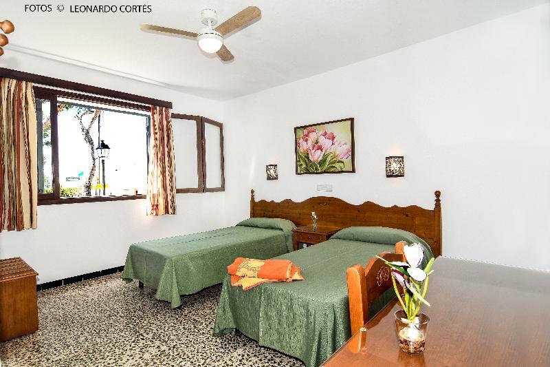 Hostal La Ceiba Cala D´Or Exterior foto